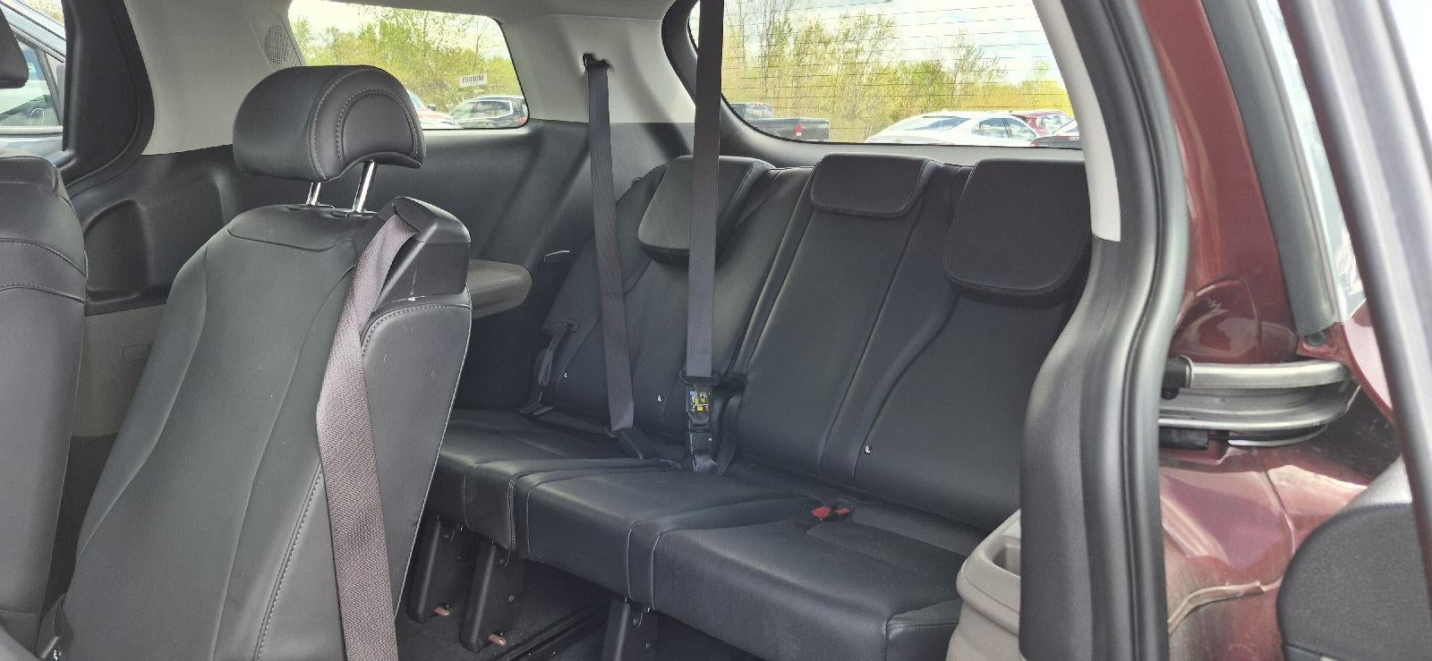 2025 Kia Carnival LXS