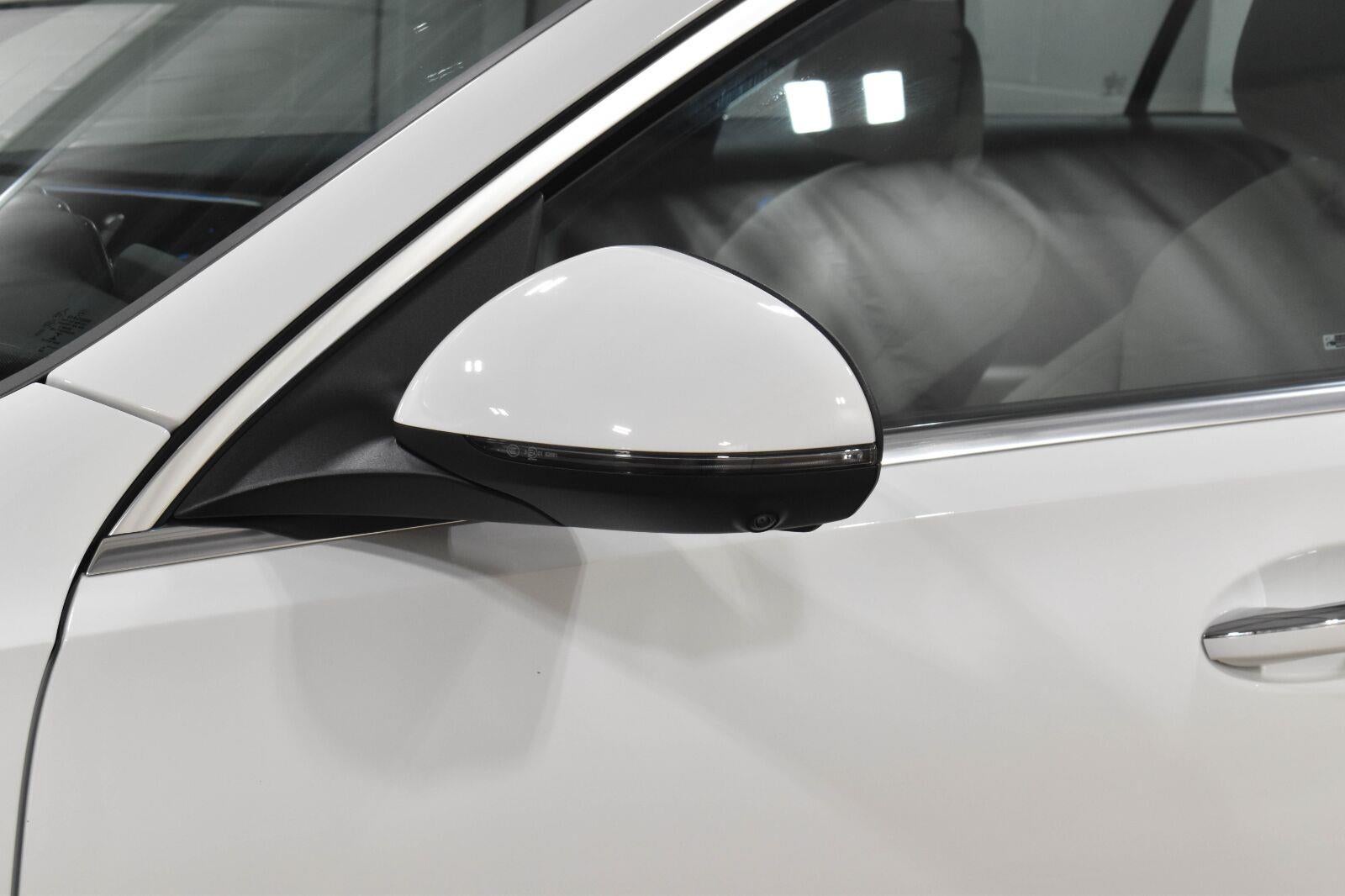 2023 Mercedes-Benz C 300 4MATIC® Sedan