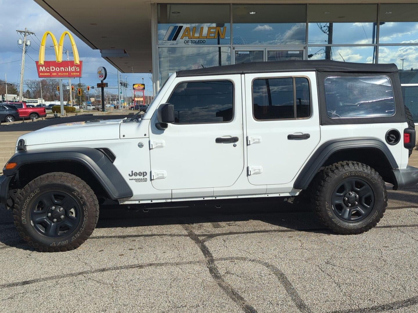 2019 Jeep WRANGLER UNLIMITED SPORT 4X4