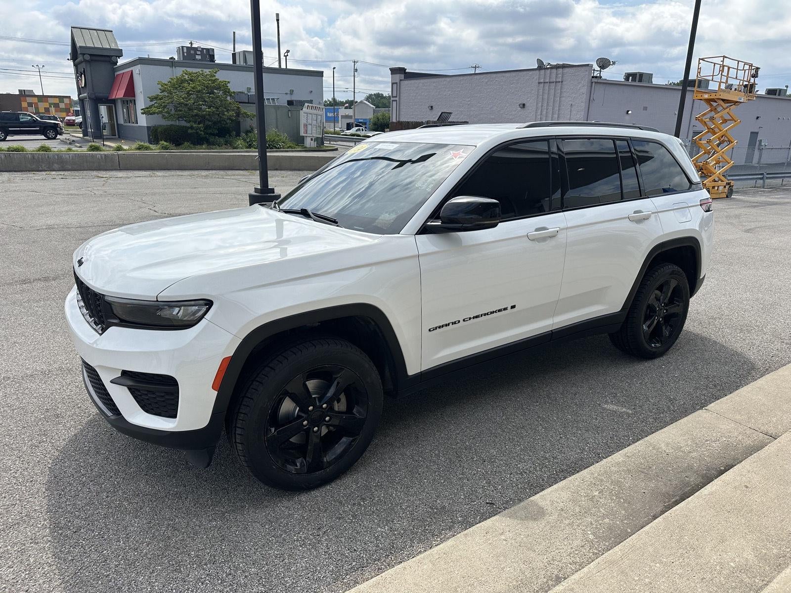 2024 Jeep Grand Cherokee Altitude