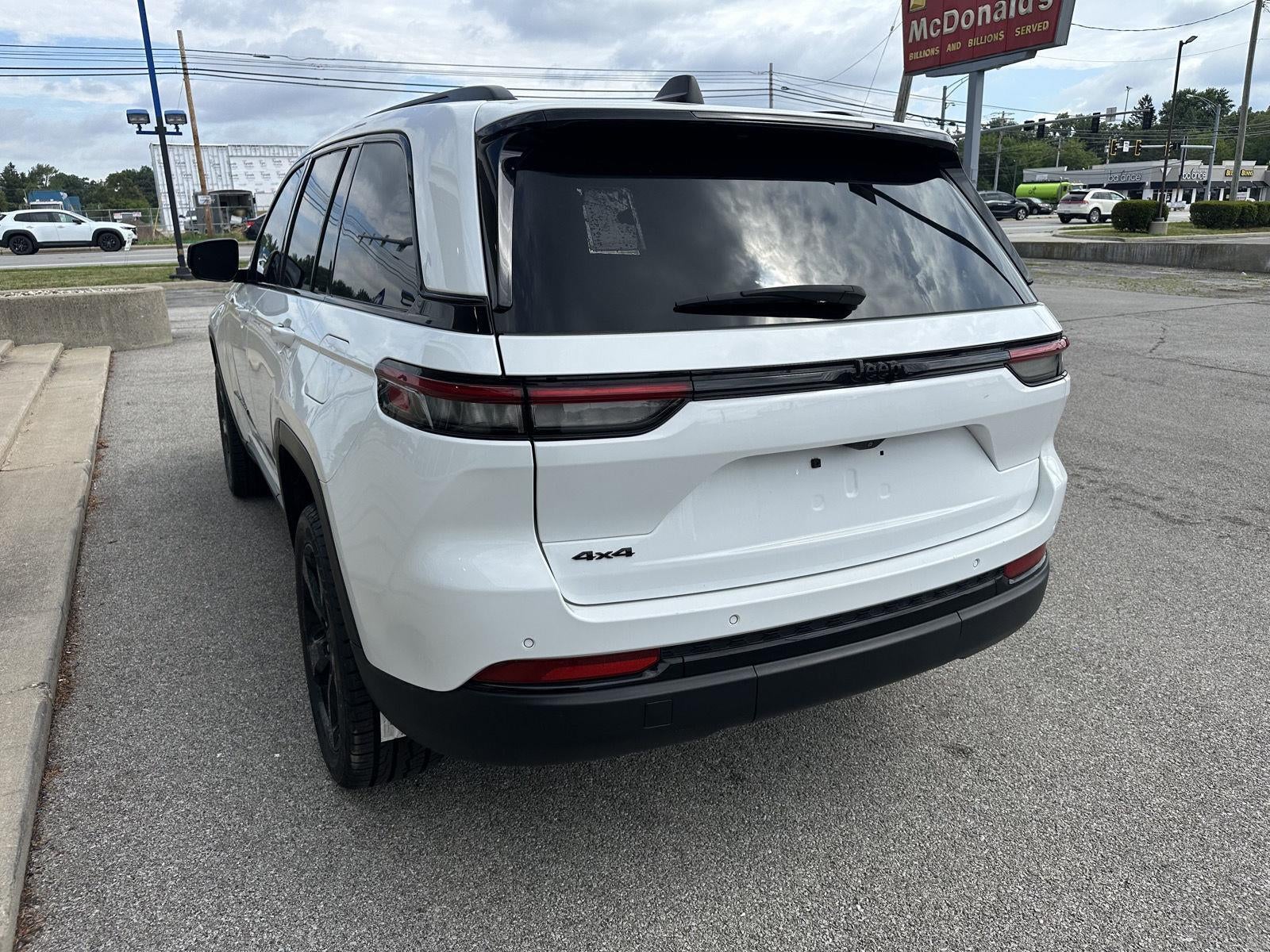 2024 Jeep Grand Cherokee Altitude