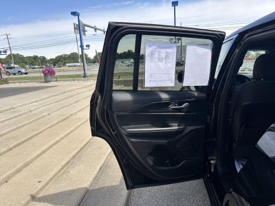 2024 Jeep Grand Cherokee Laredo X