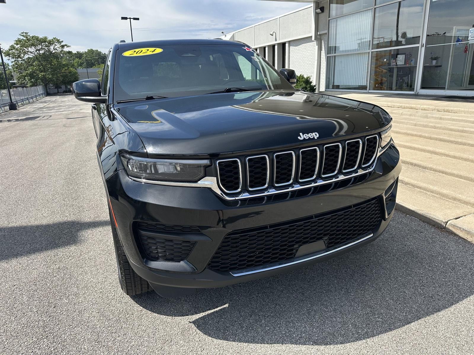 2024 Jeep Grand Cherokee Laredo X