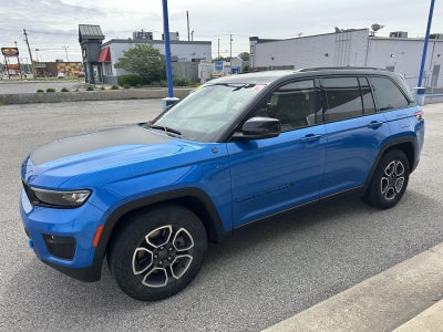 2022 Jeep Grand Cherokee 4xe Trailhawk
