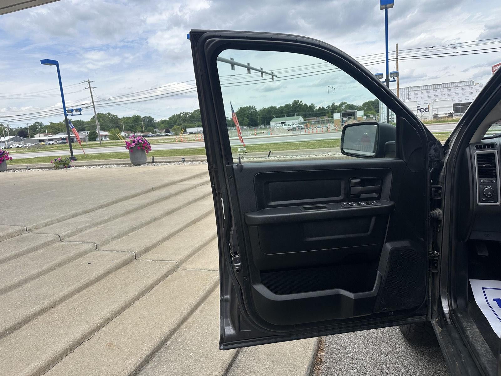 2021 RAM 1500 Classic Express