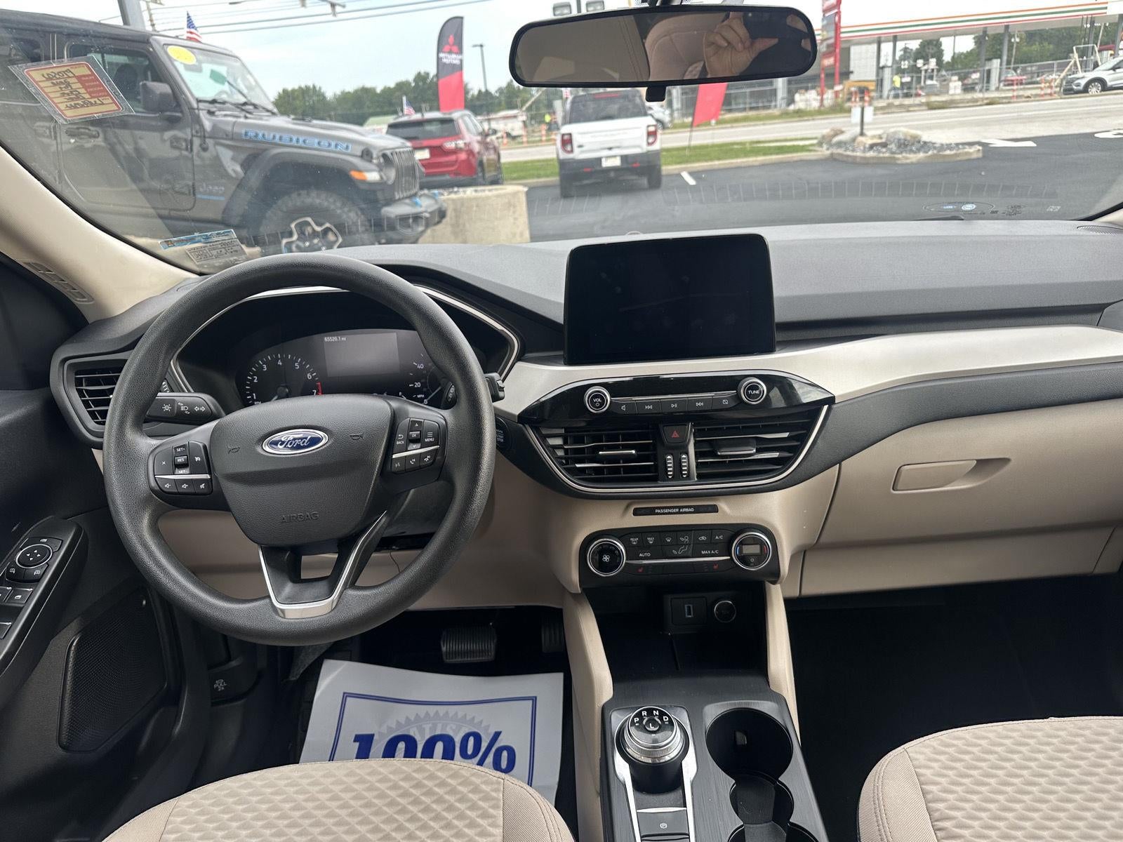 2020 Ford Escape SE