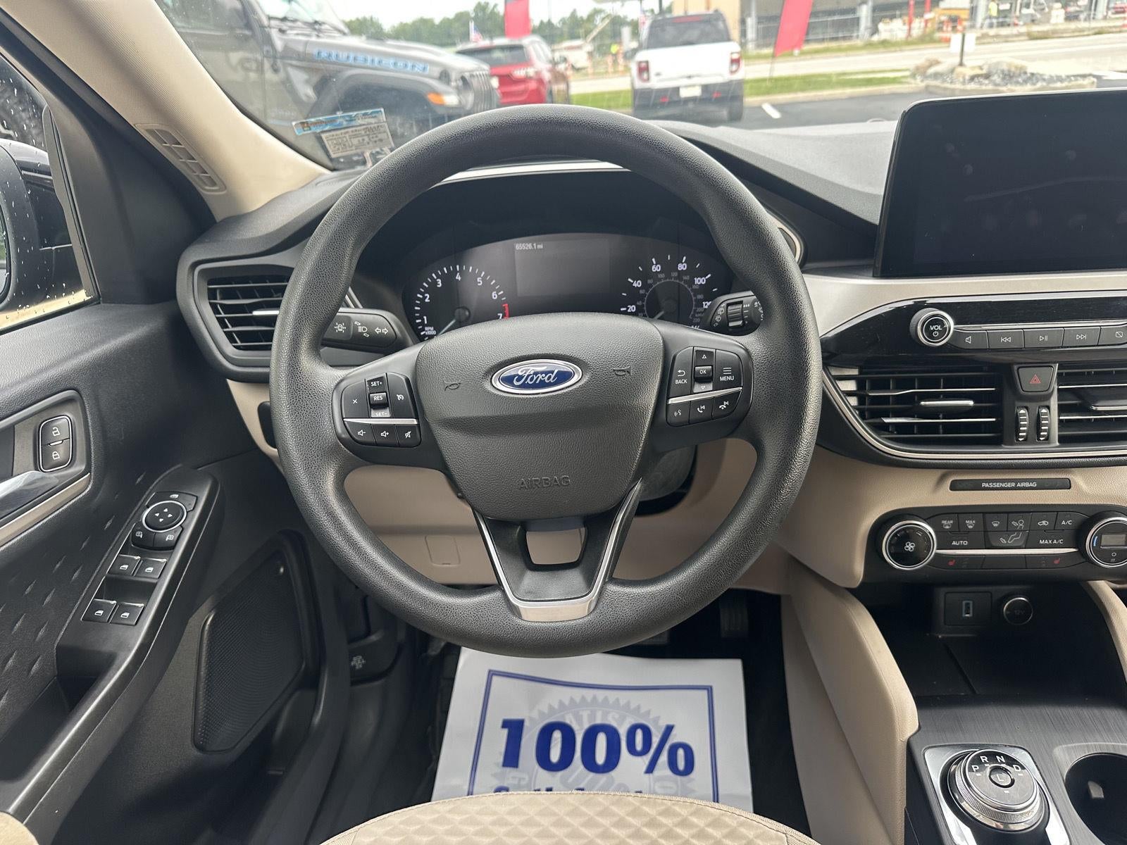 2020 Ford Escape SE