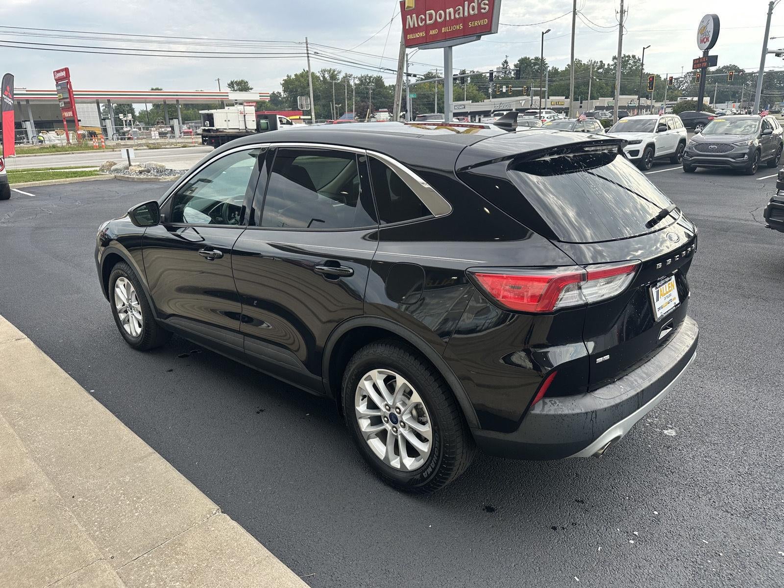 2020 Ford Escape SE
