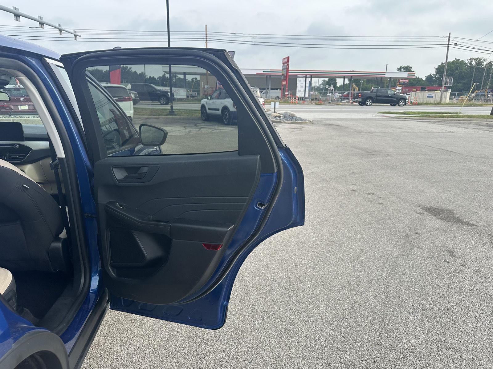 2022 Ford Escape SE Hybrid