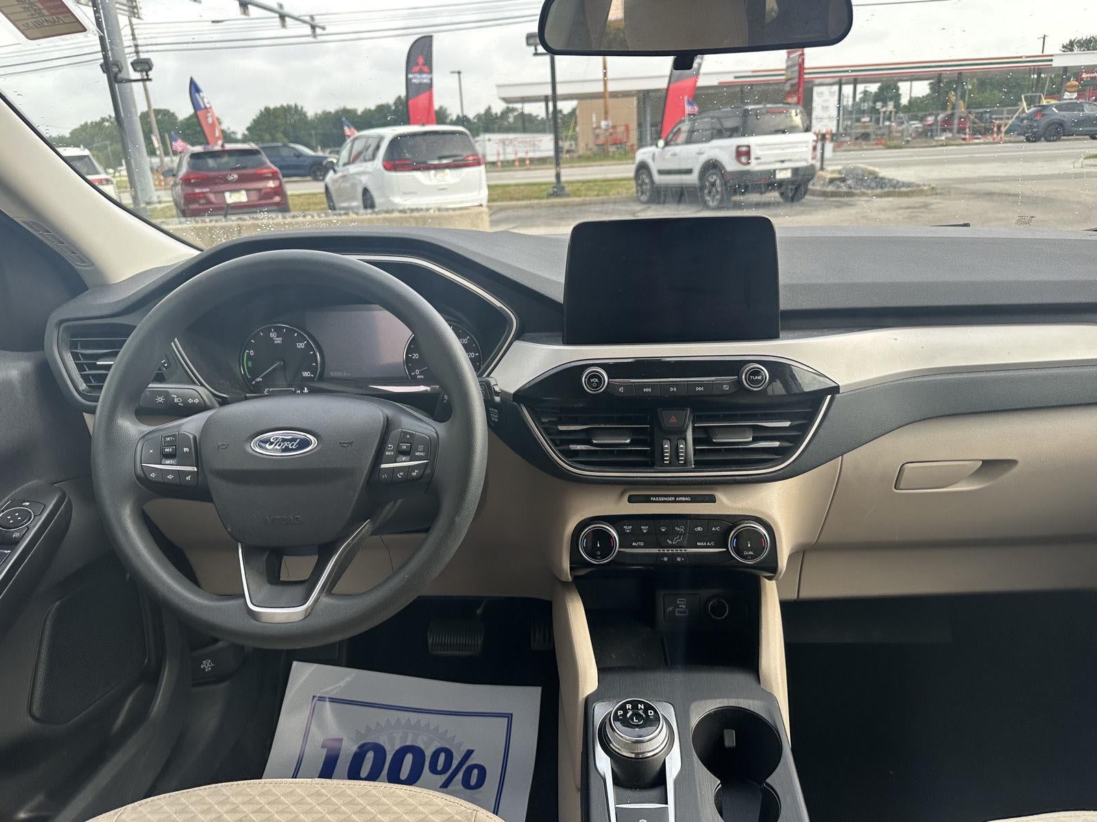 2022 Ford Escape SE Hybrid