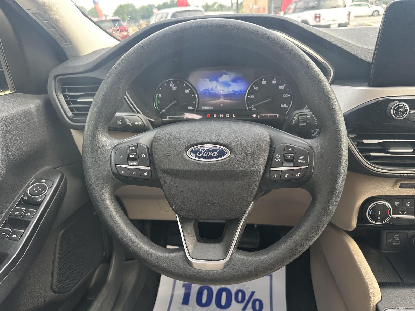 2022 Ford Escape SE Hybrid