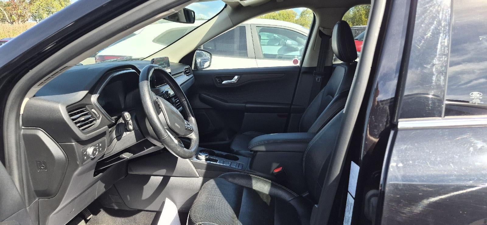 2020 Ford Escape Hybrid Titanium
