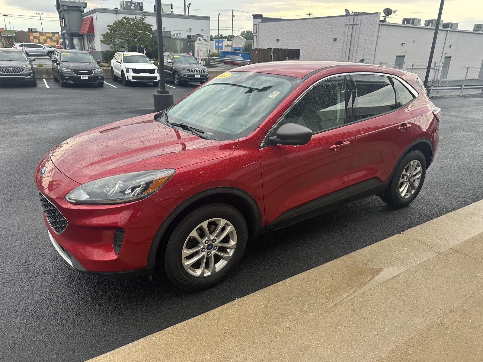 2022 Ford Escape SE