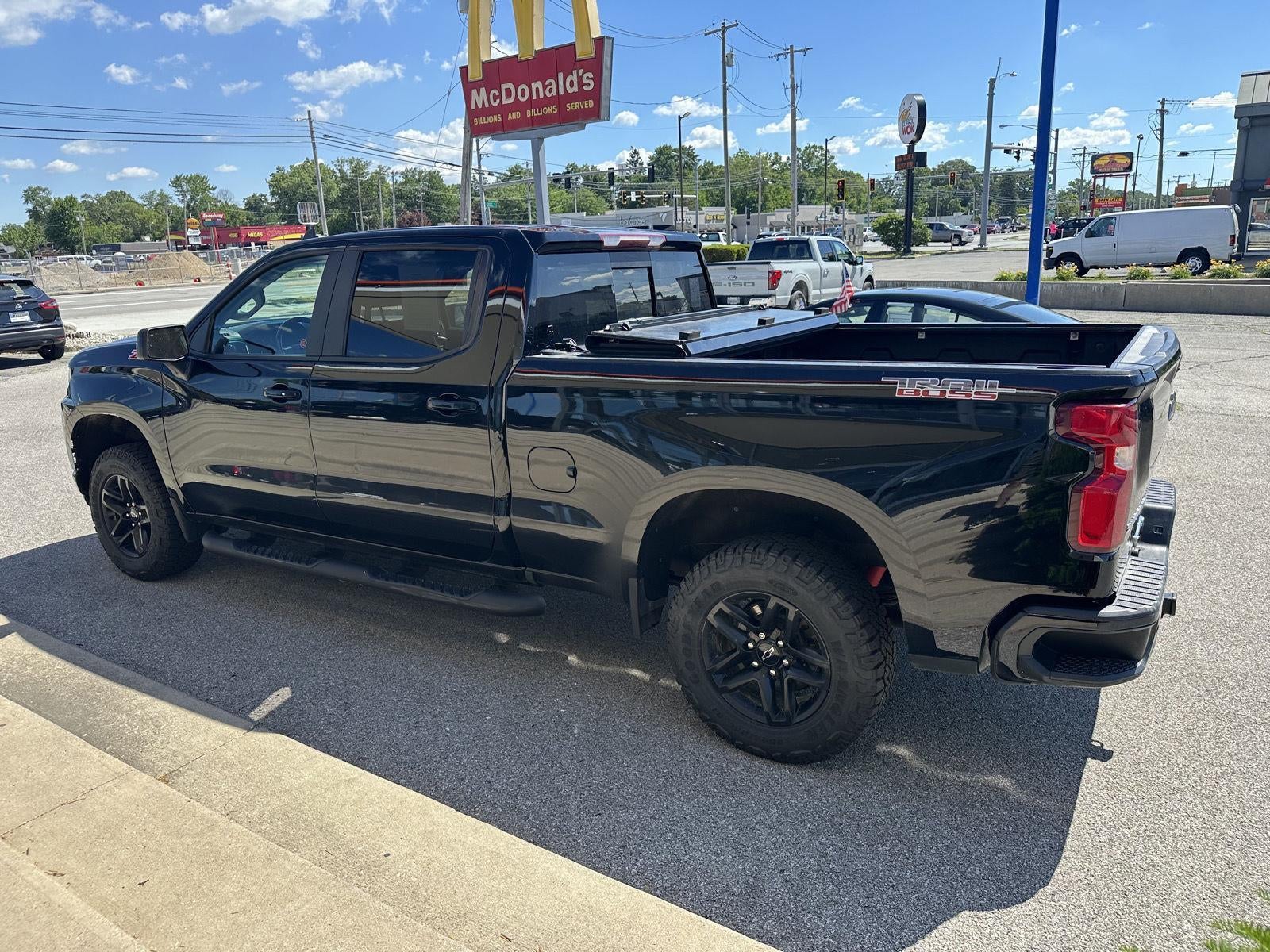 2022 Chevrolet SILVERADO 1500 LTD 4WD CREW CAB 157 LT TRAI