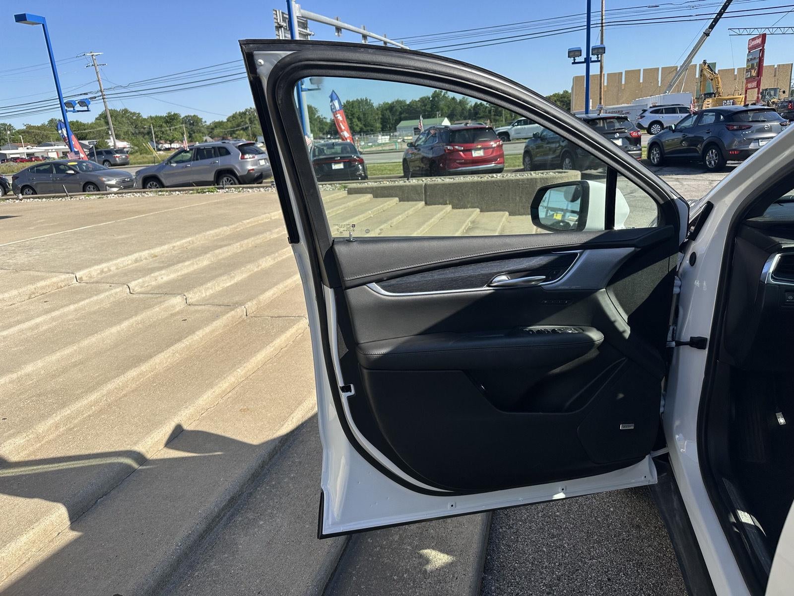 2024 Cadillac XT5 FWD Premium Luxury