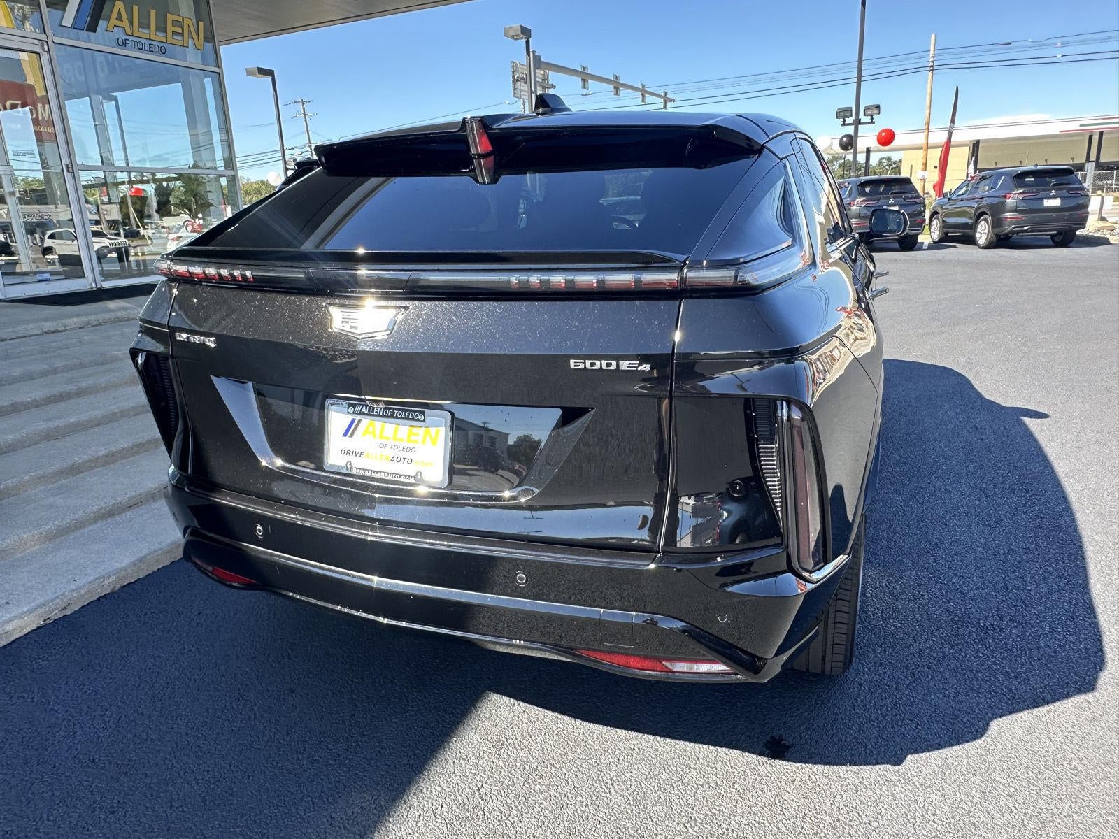 2024 Cadillac LYRIQ Sport