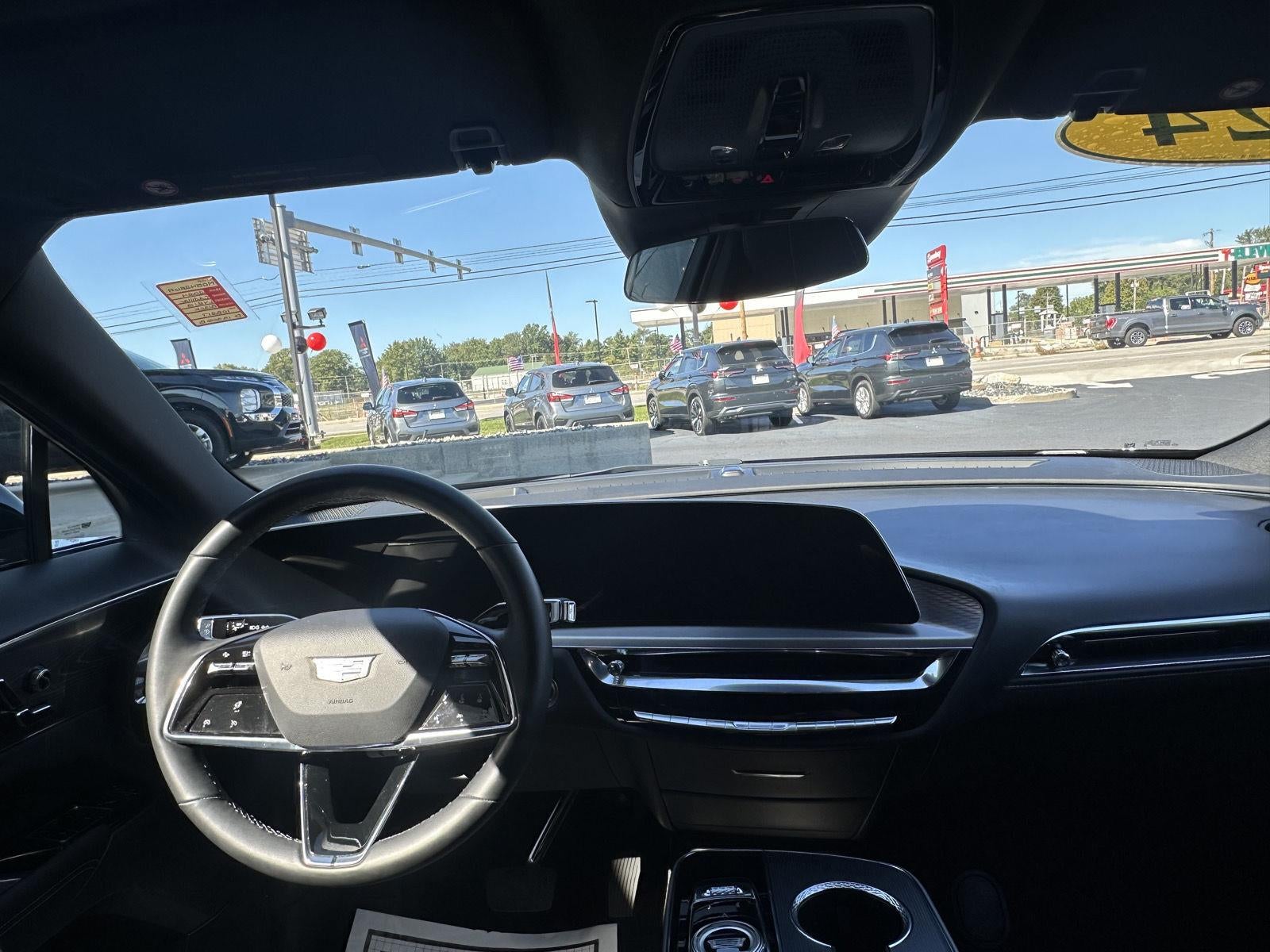 2024 Cadillac LYRIQ Sport