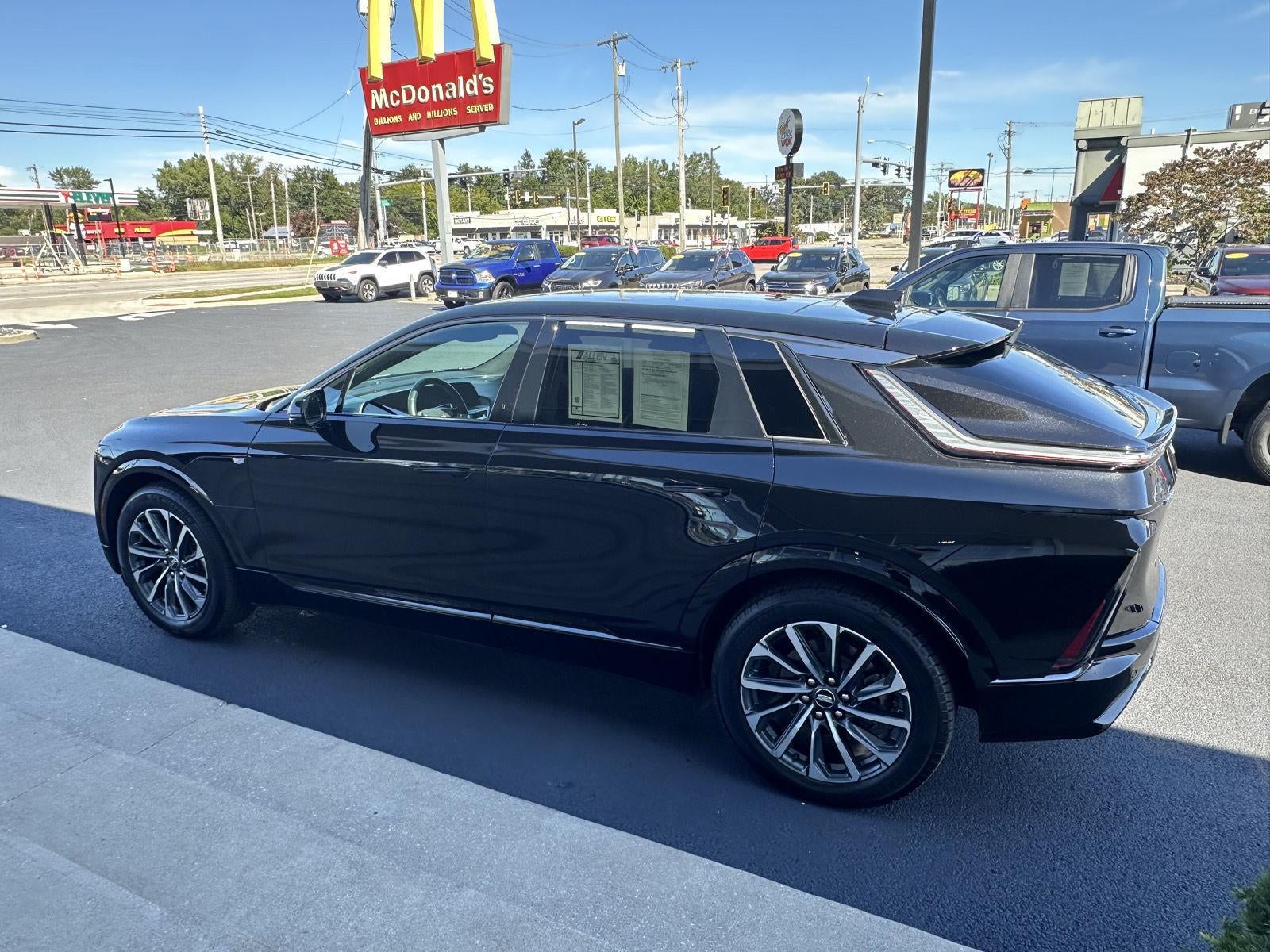 2024 Cadillac LYRIQ Sport