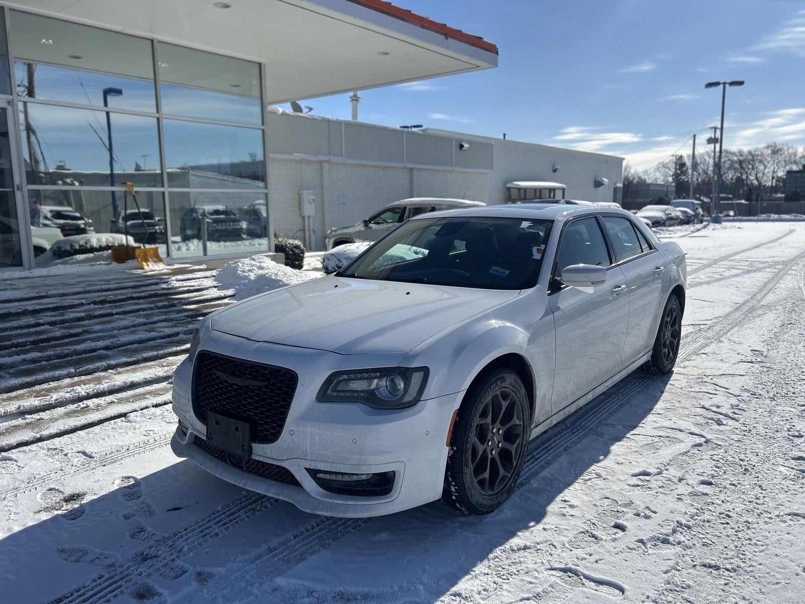 2023 Chrysler 300 300 Touring L