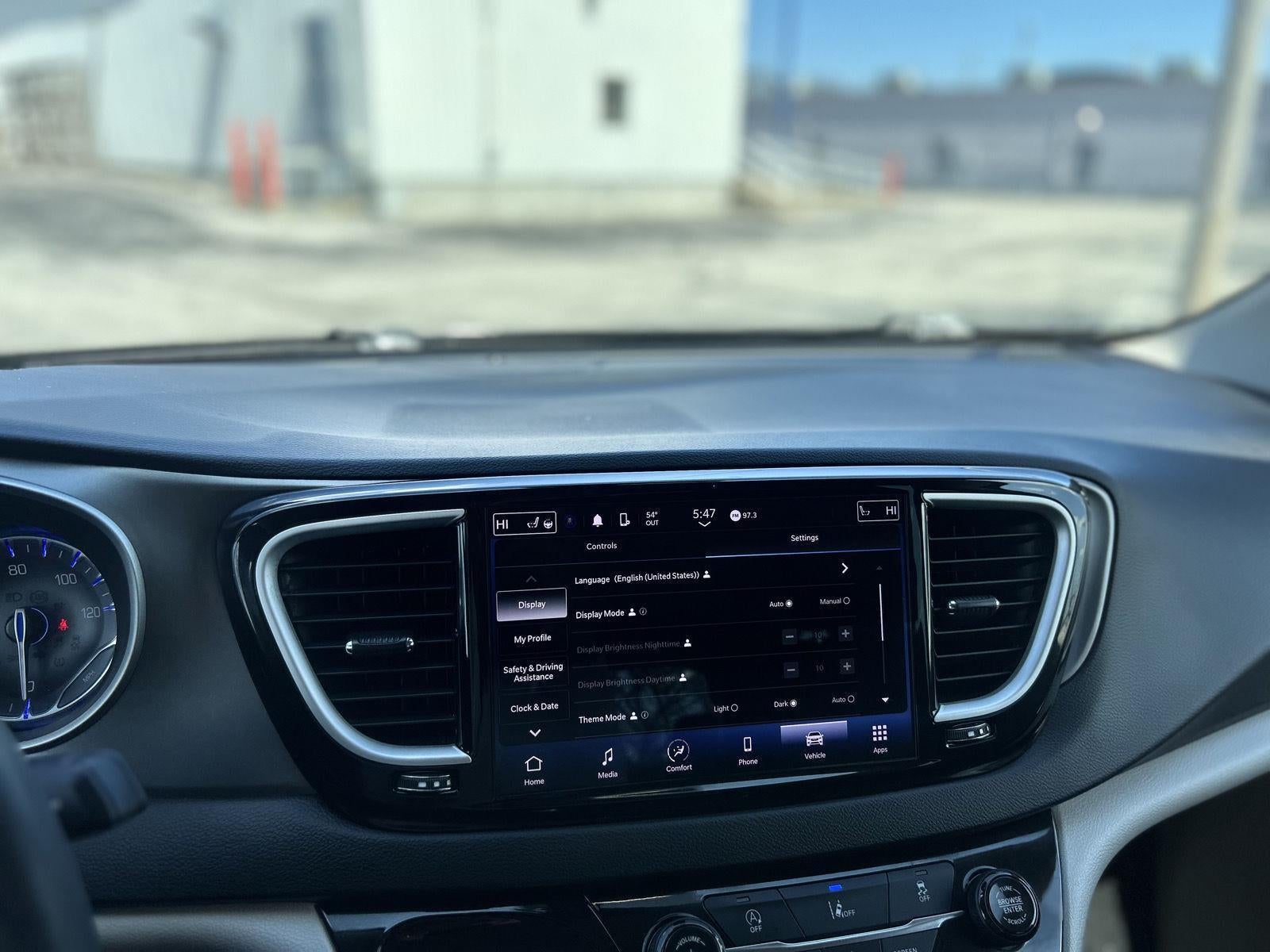 2022 Chrysler Pacifica Touring L