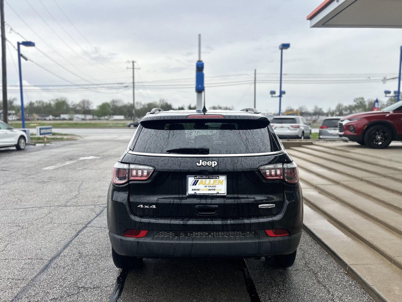 2022 Jeep Compass Latitude Lux