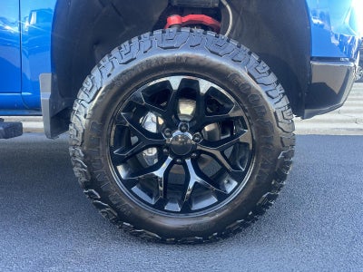 2022 Chevrolet SILVERADO 1500 4WD CREW CAB 147 LT TRAI