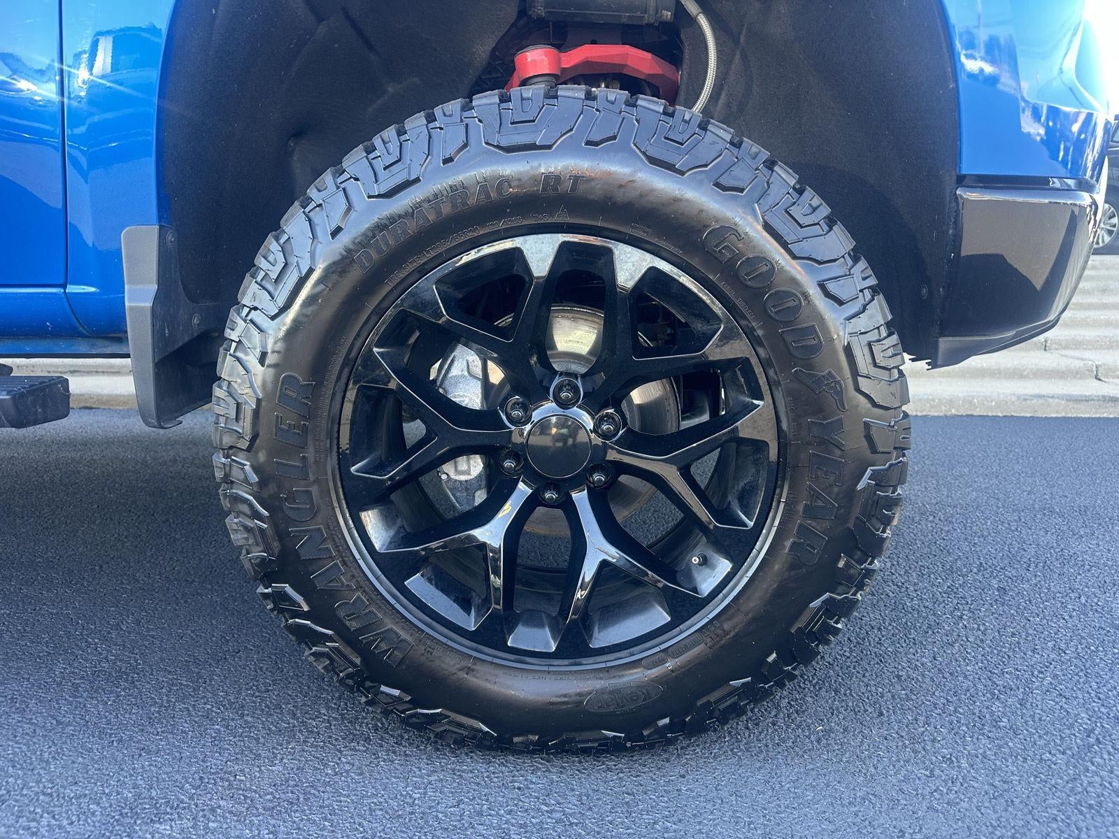 2022 Chevrolet SILVERADO 1500 4WD CREW CAB 147 LT TRAI