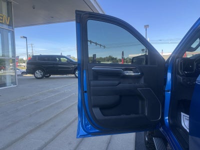 2022 Chevrolet SILVERADO 1500 4WD CREW CAB 147 LT TRAI