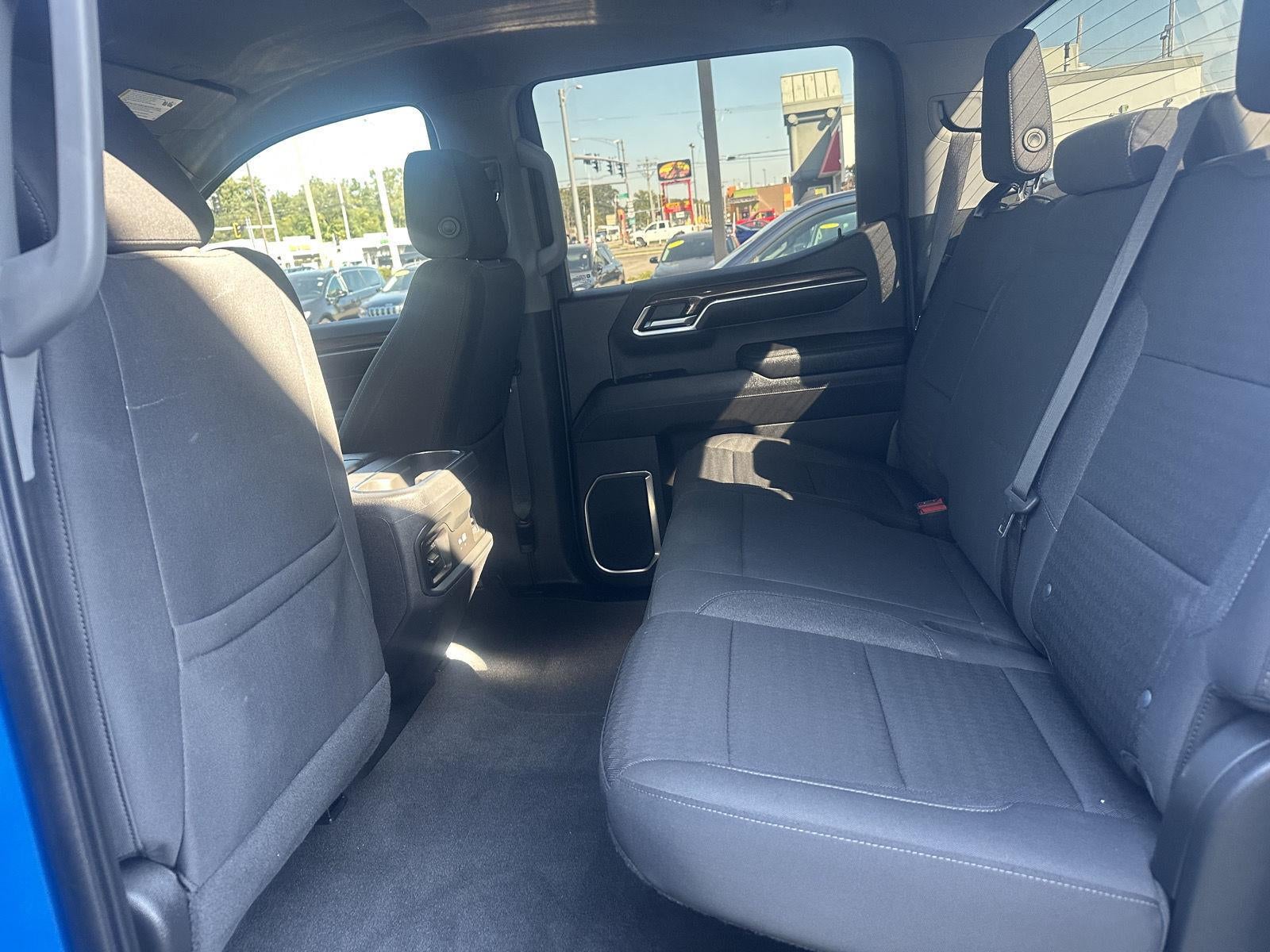 2022 Chevrolet SILVERADO 1500 4WD CREW CAB 147 LT TRAI
