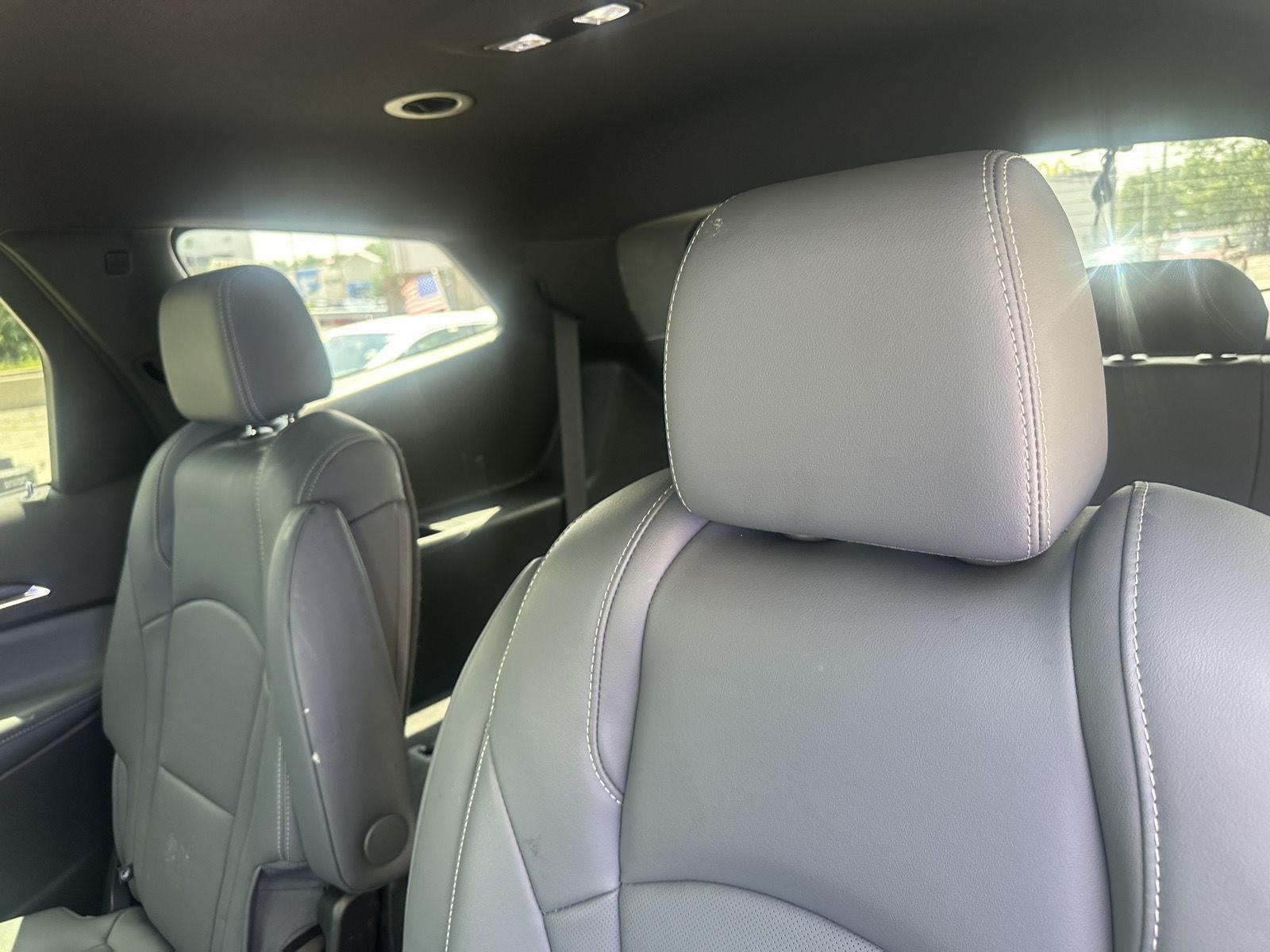 2023 Buick ENCLAVE AWD 4DR ESSENCE