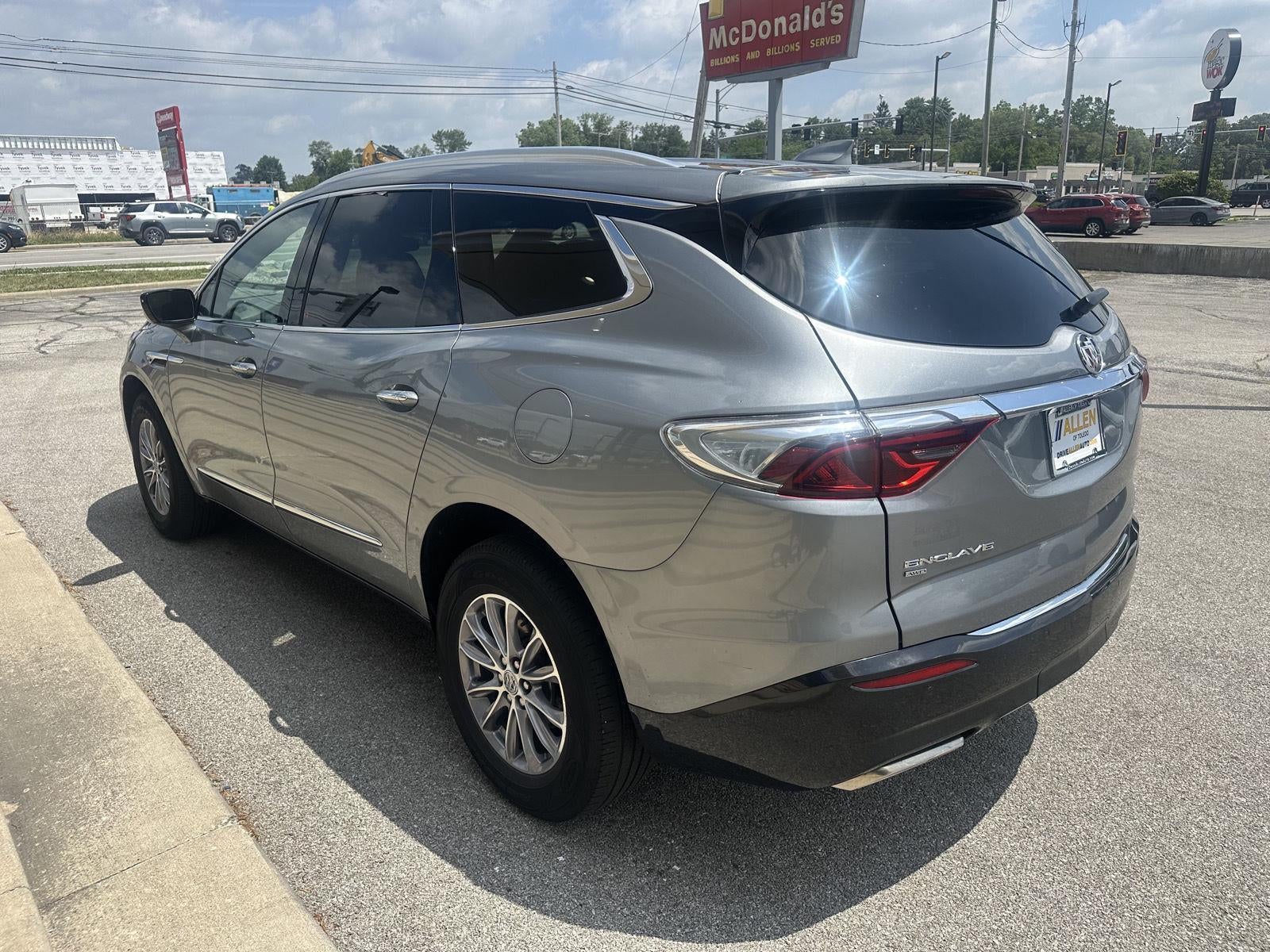 2023 Buick ENCLAVE AWD 4DR ESSENCE
