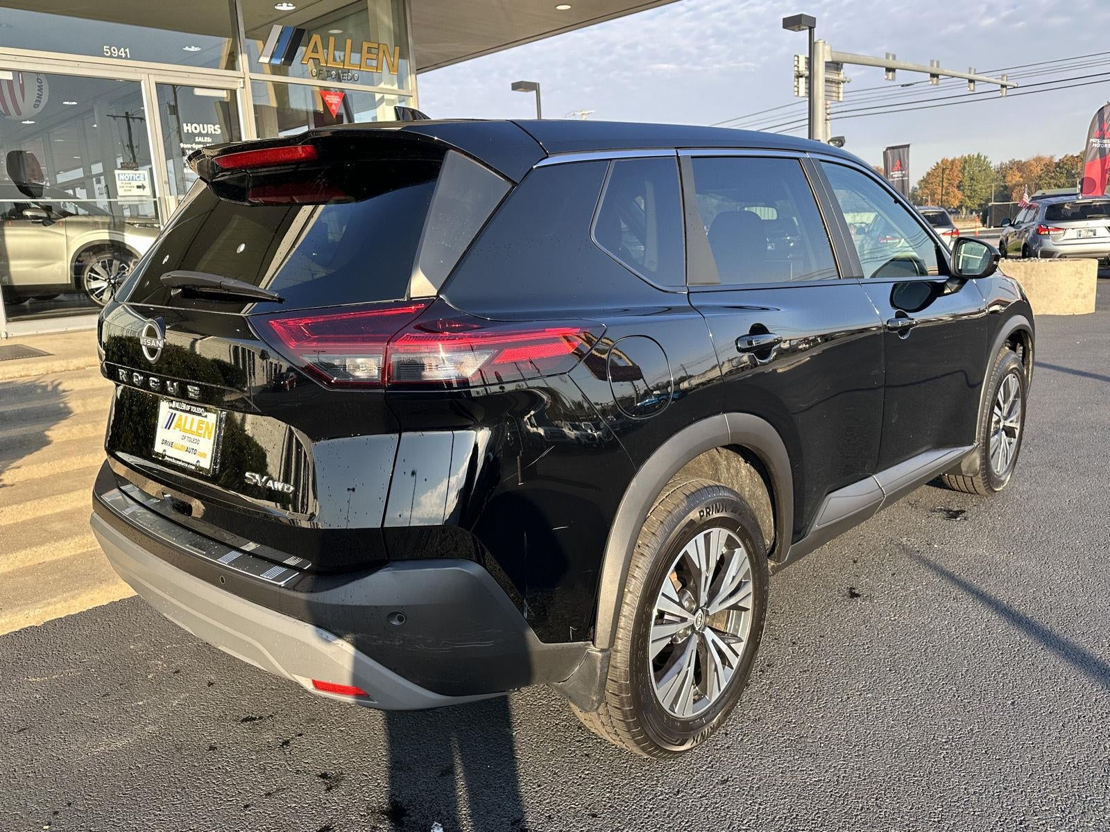 2023 Nissan ROGUE AWD SV
