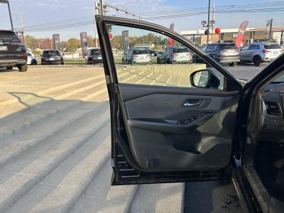 2023 Nissan ROGUE AWD SV