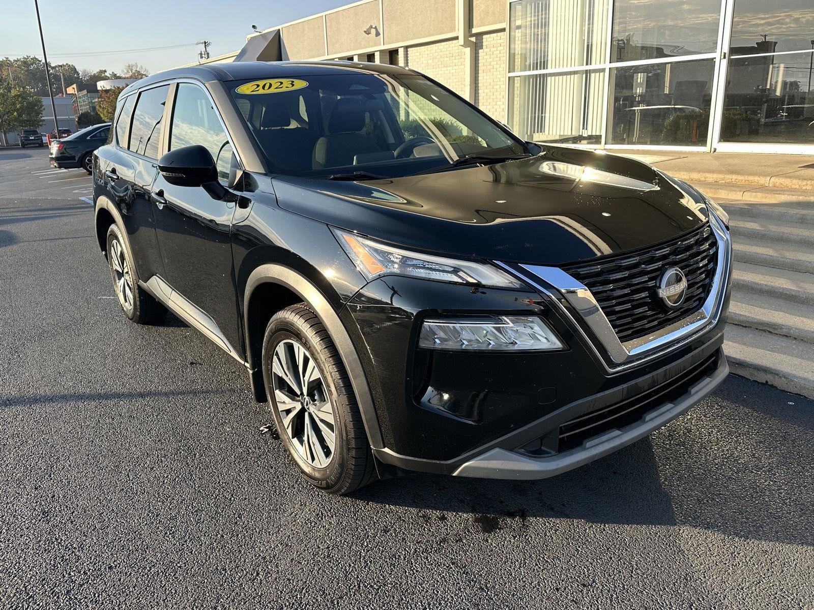 2023 Nissan ROGUE AWD SV