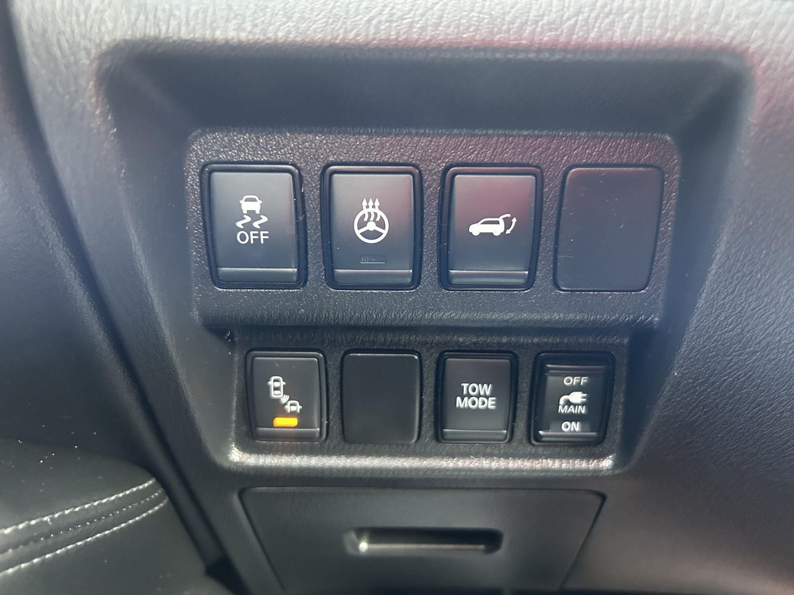 2019 Nissan Pathfinder SL