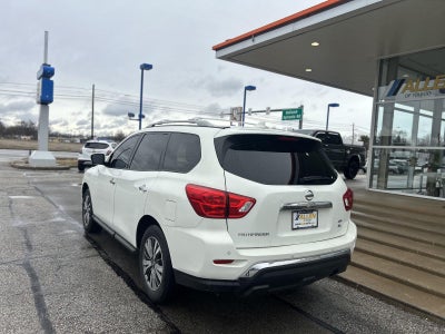 2019 Nissan Pathfinder SL