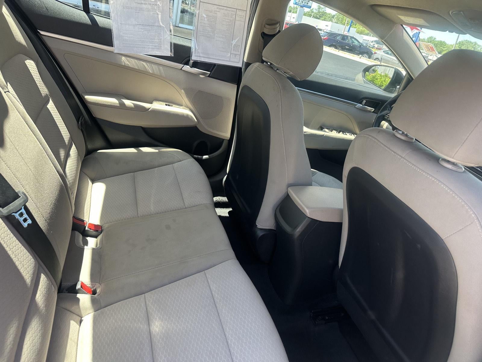 2020 Hyundai Elantra SE
