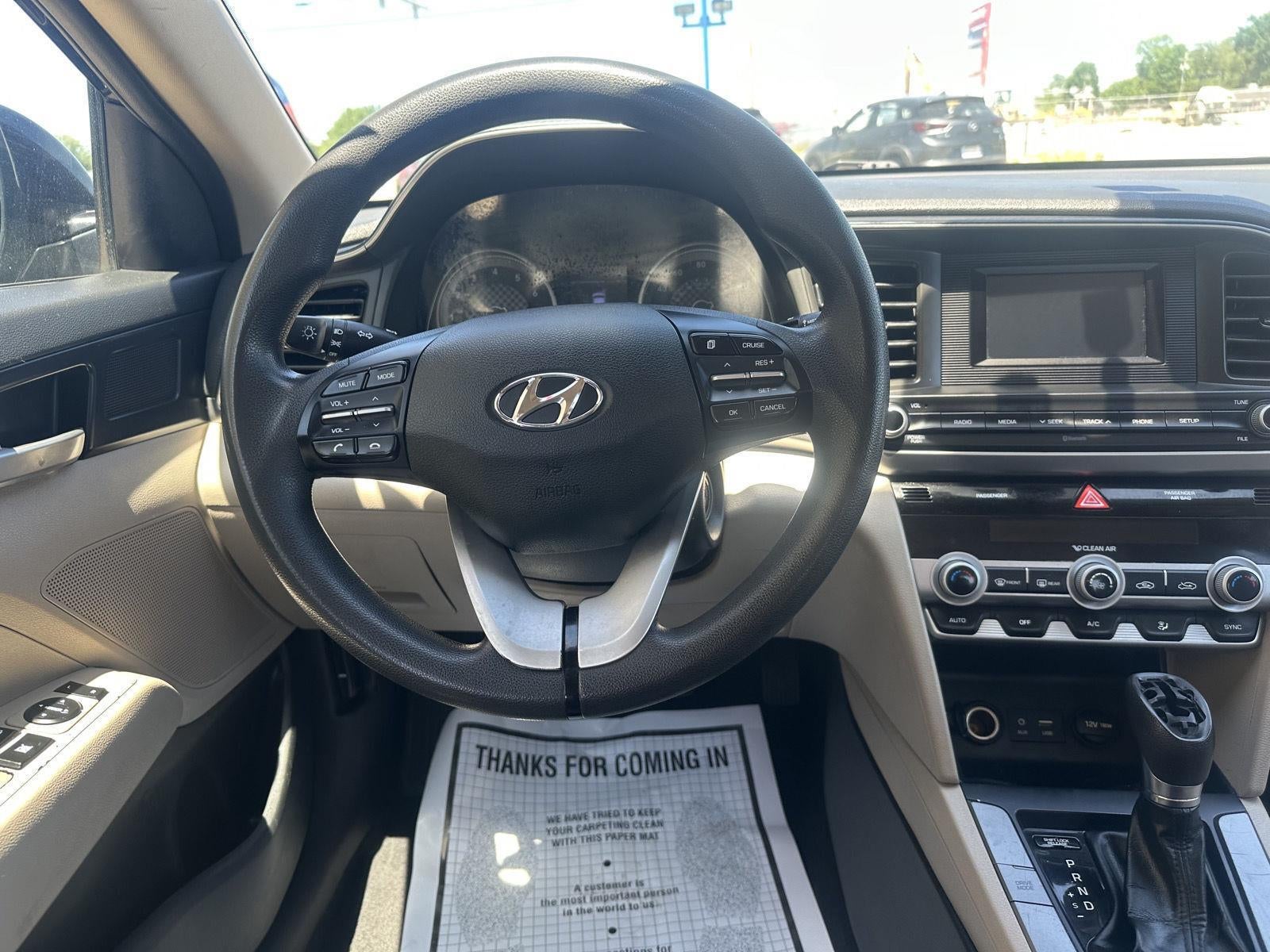 2020 Hyundai Elantra SE