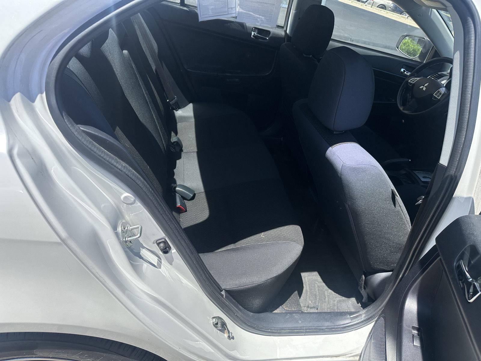 2016 Mitsubishi Lancer SE