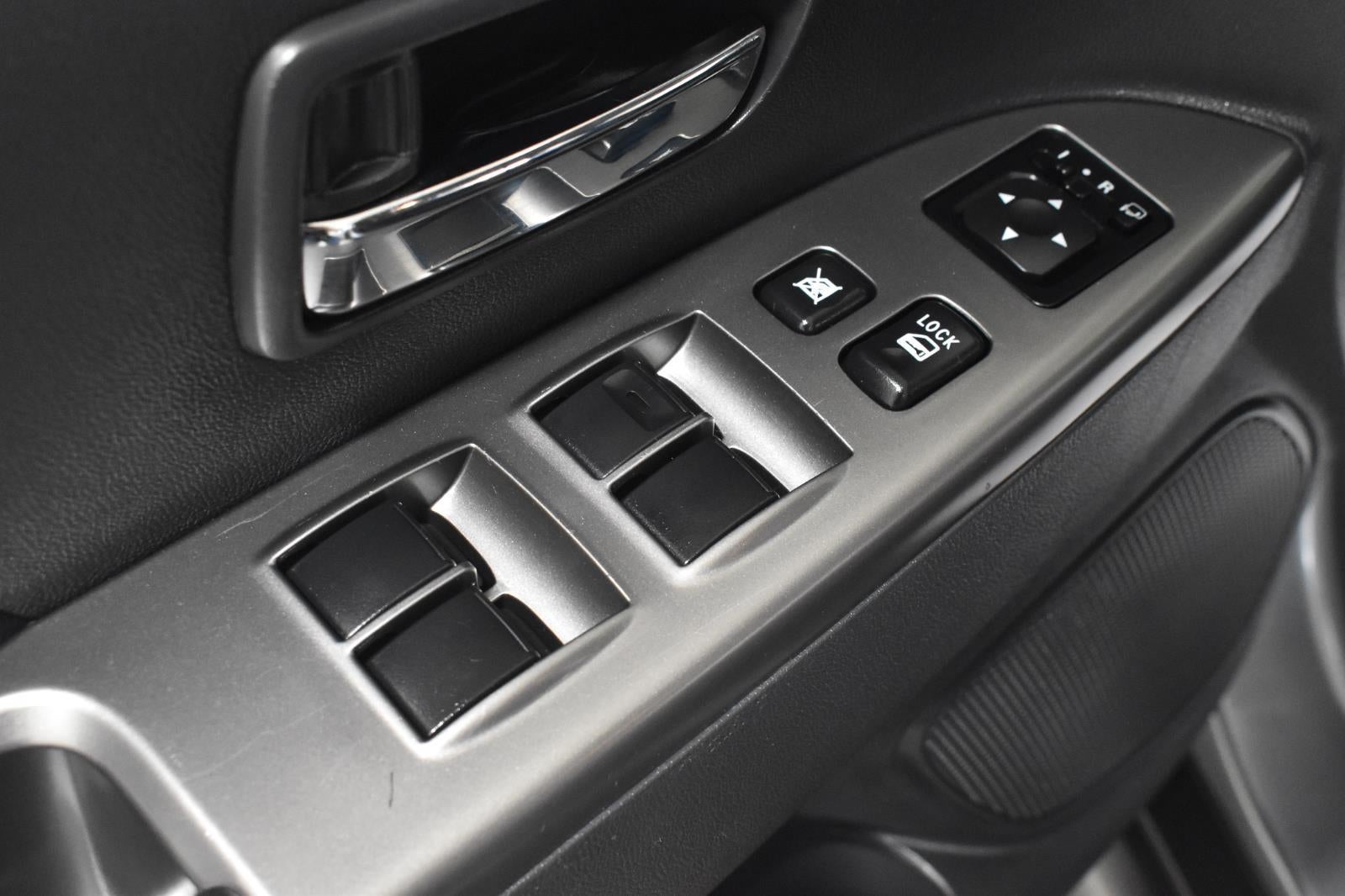 2024 Mitsubishi Outlander Sport S