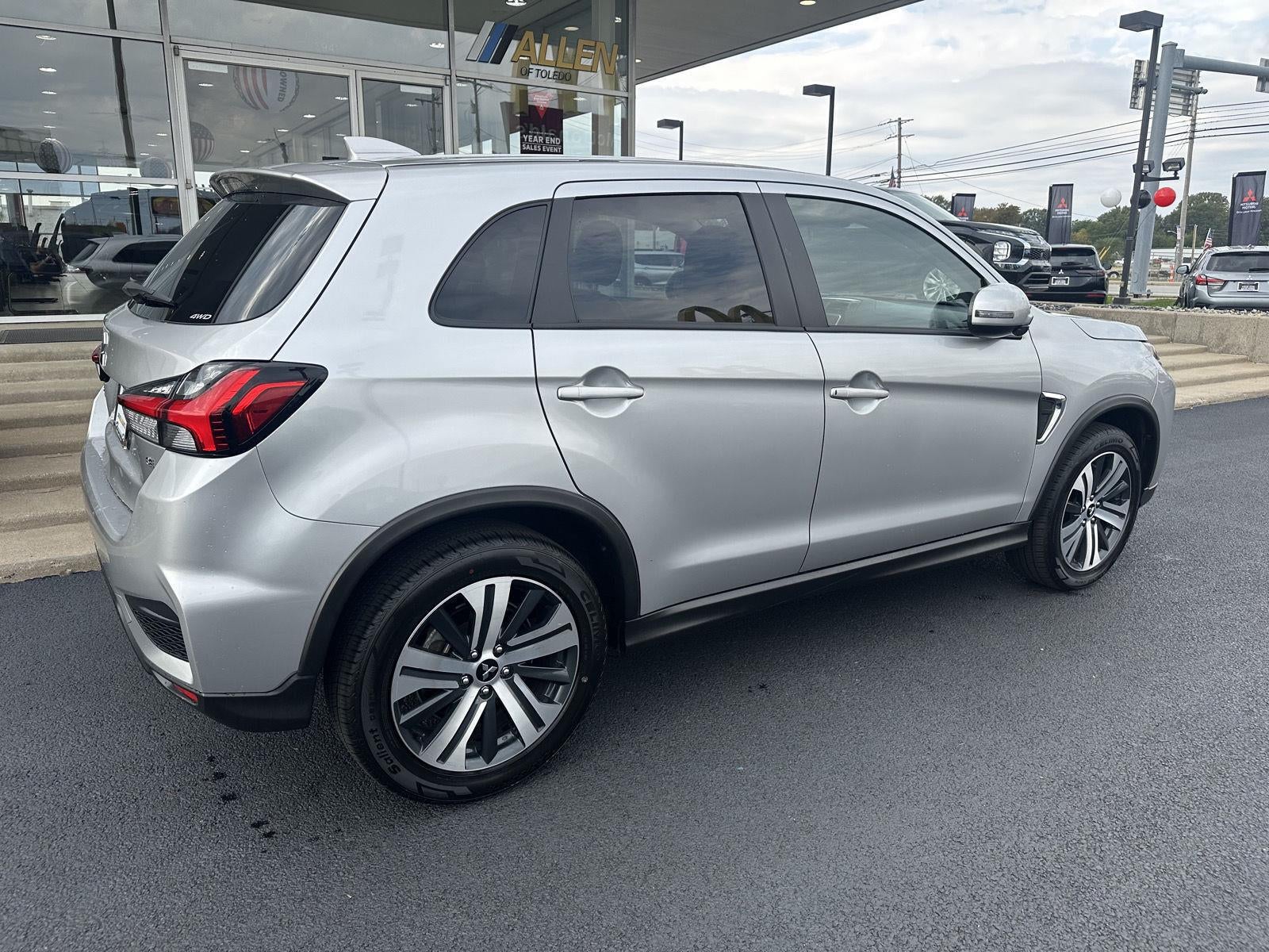 2025 Mitsubishi Outlander Sport ES