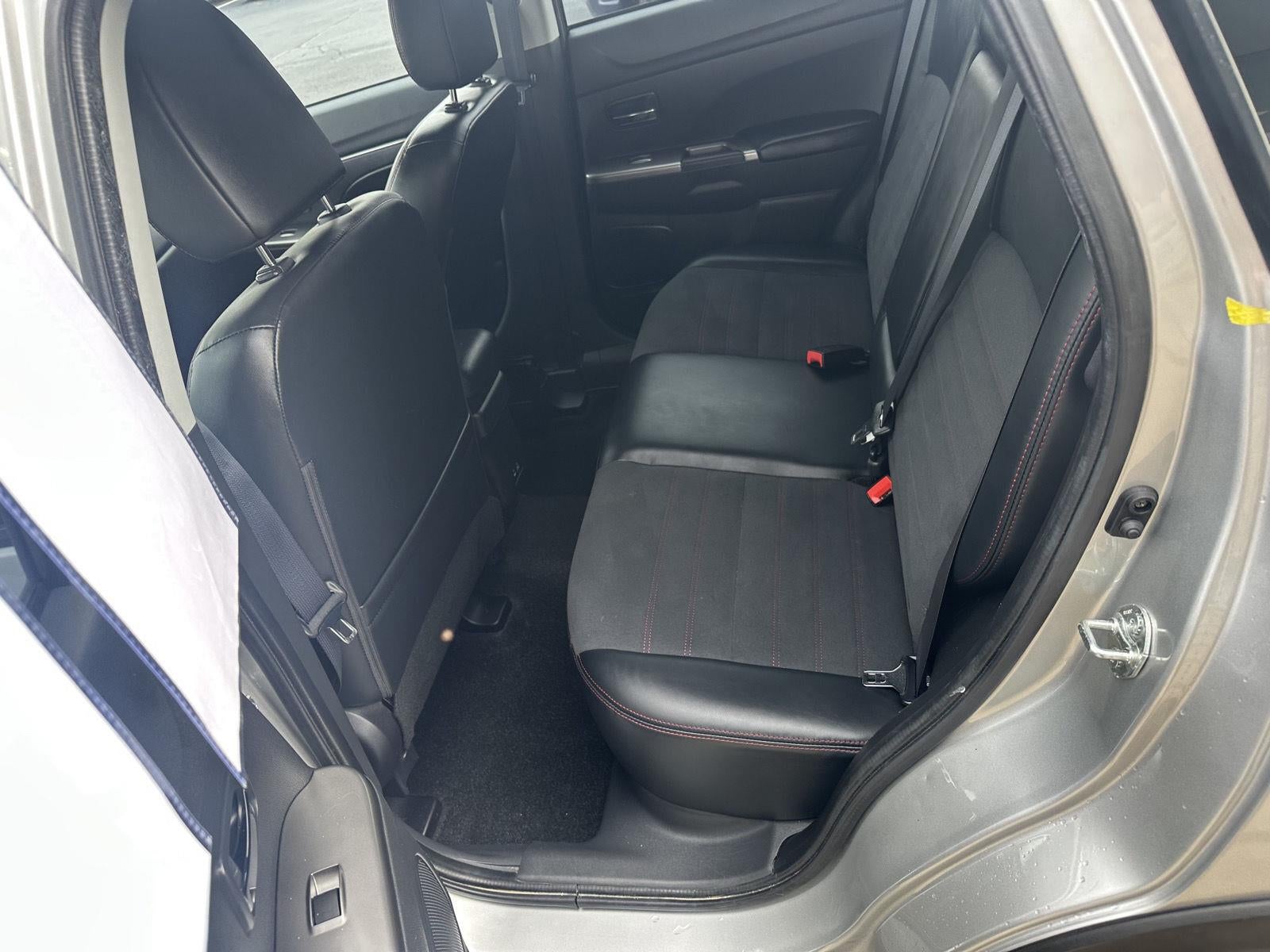 2025 Mitsubishi Outlander Sport ES