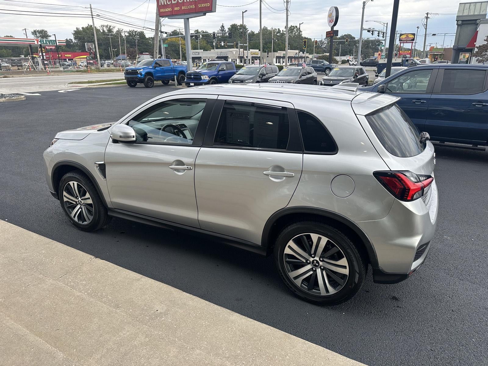 2025 Mitsubishi Outlander Sport ES