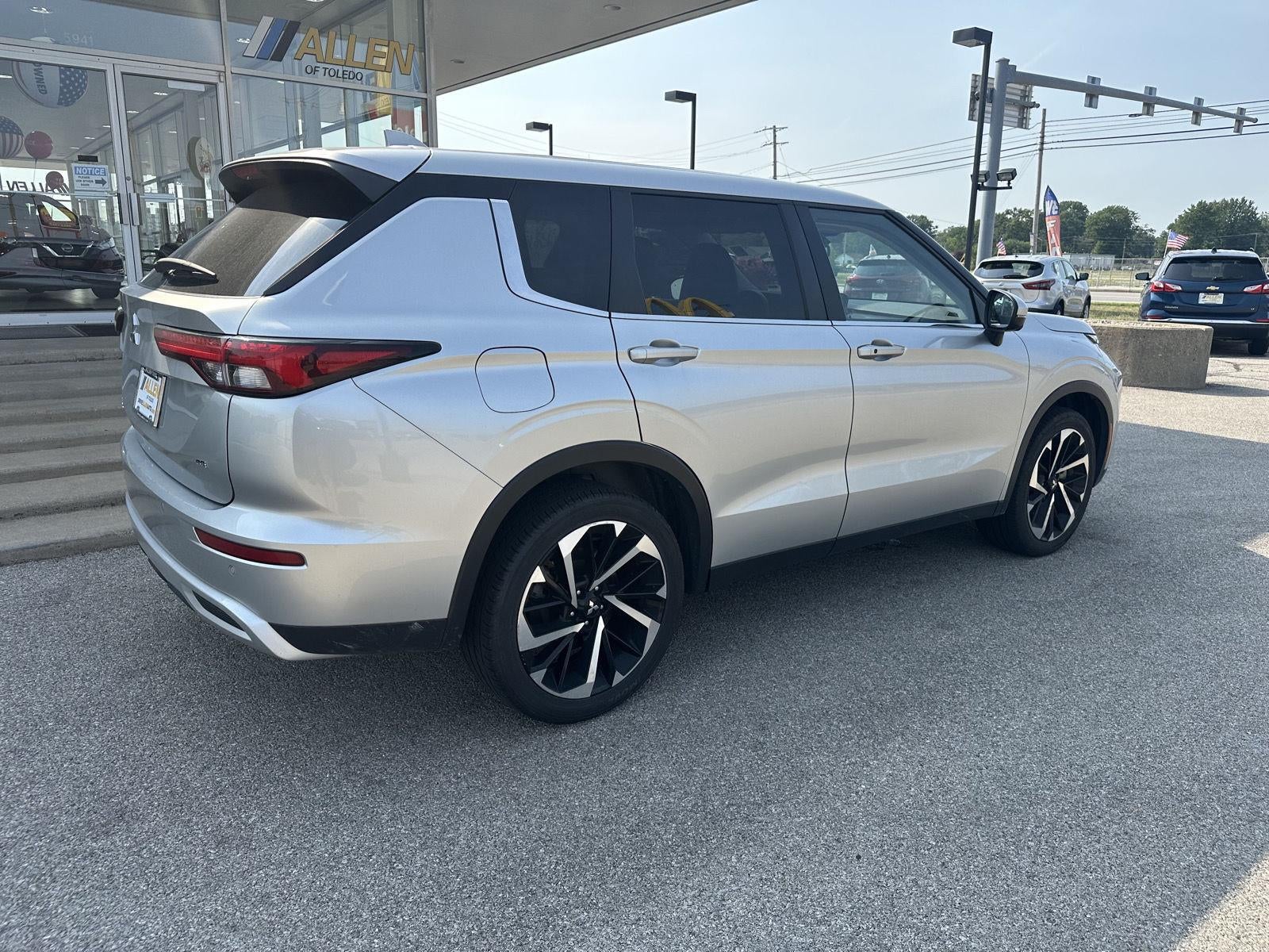 2024 Mitsubishi Outlander SE FWD
