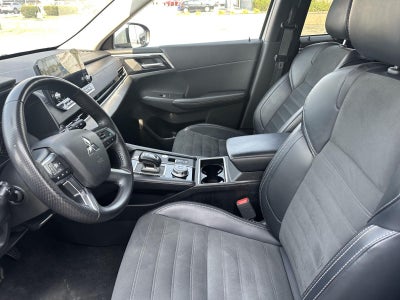 2024 Mitsubishi Outlander SE FWD