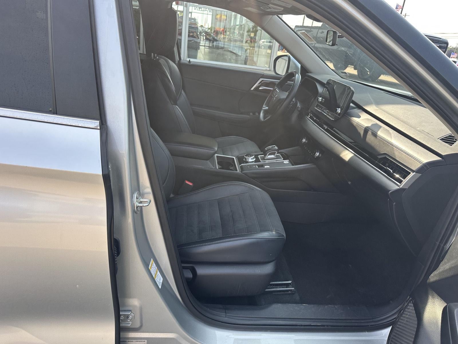 2024 Mitsubishi Outlander SE FWD