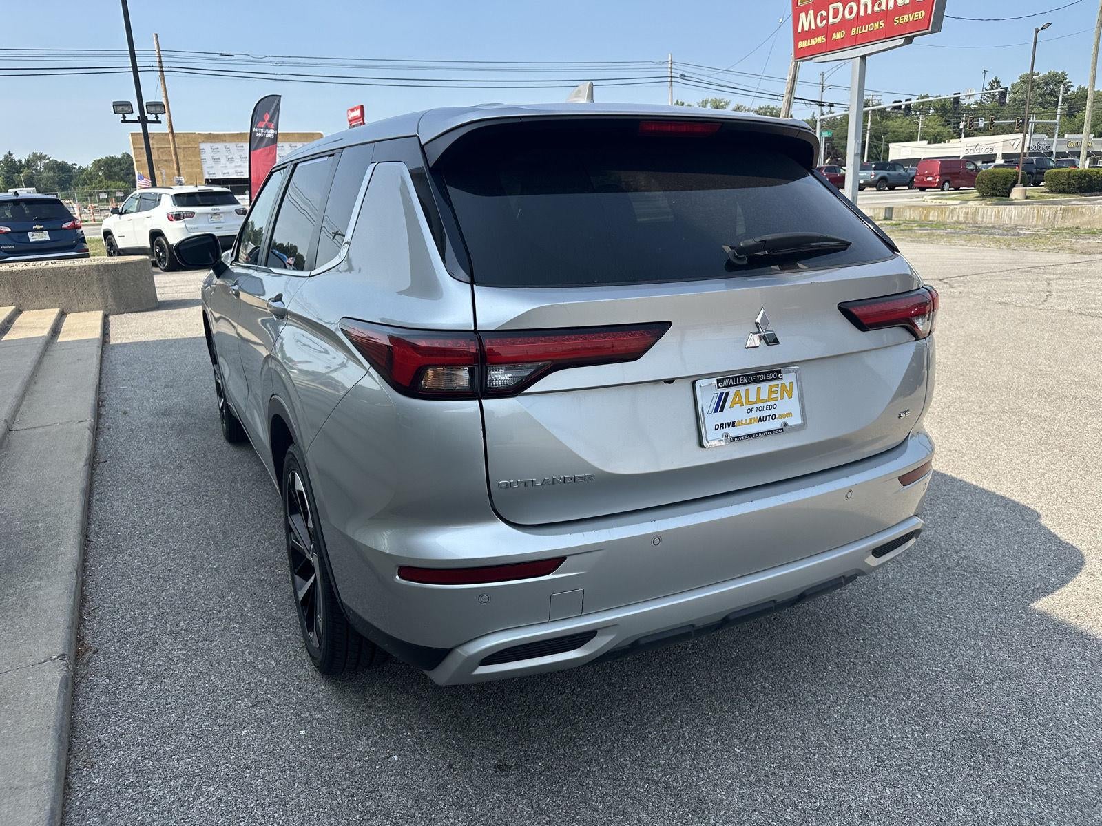 2024 Mitsubishi Outlander SE FWD
