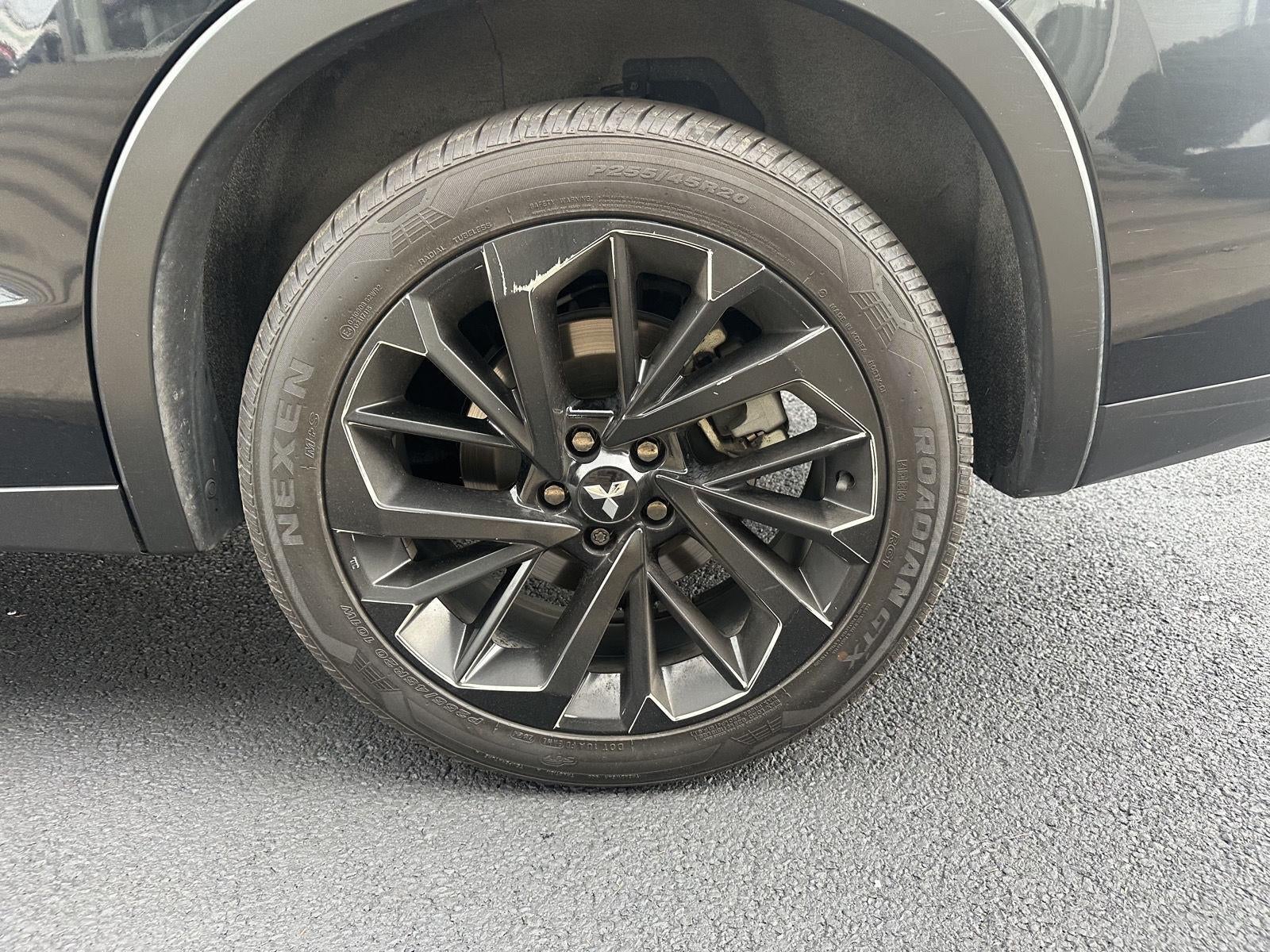 2023 Mitsubishi Outlander SE