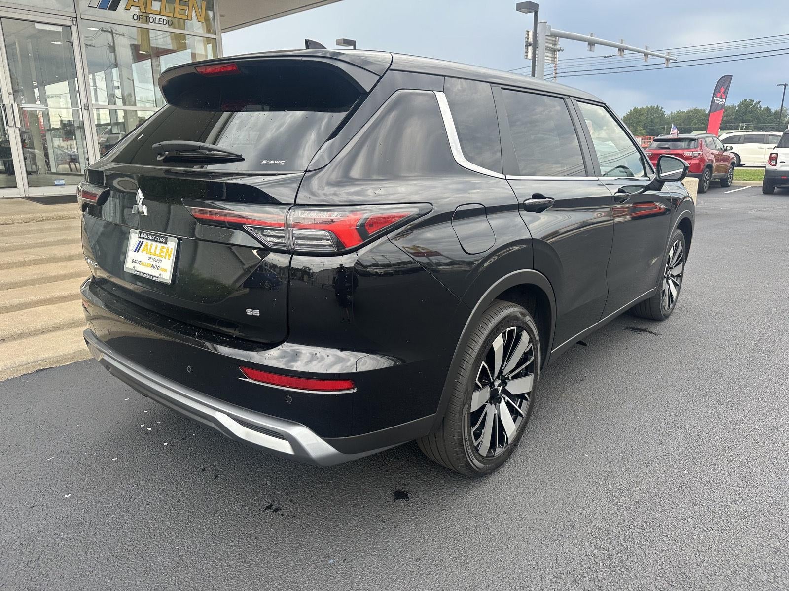 2025 Mitsubishi Outlander Trail Edition