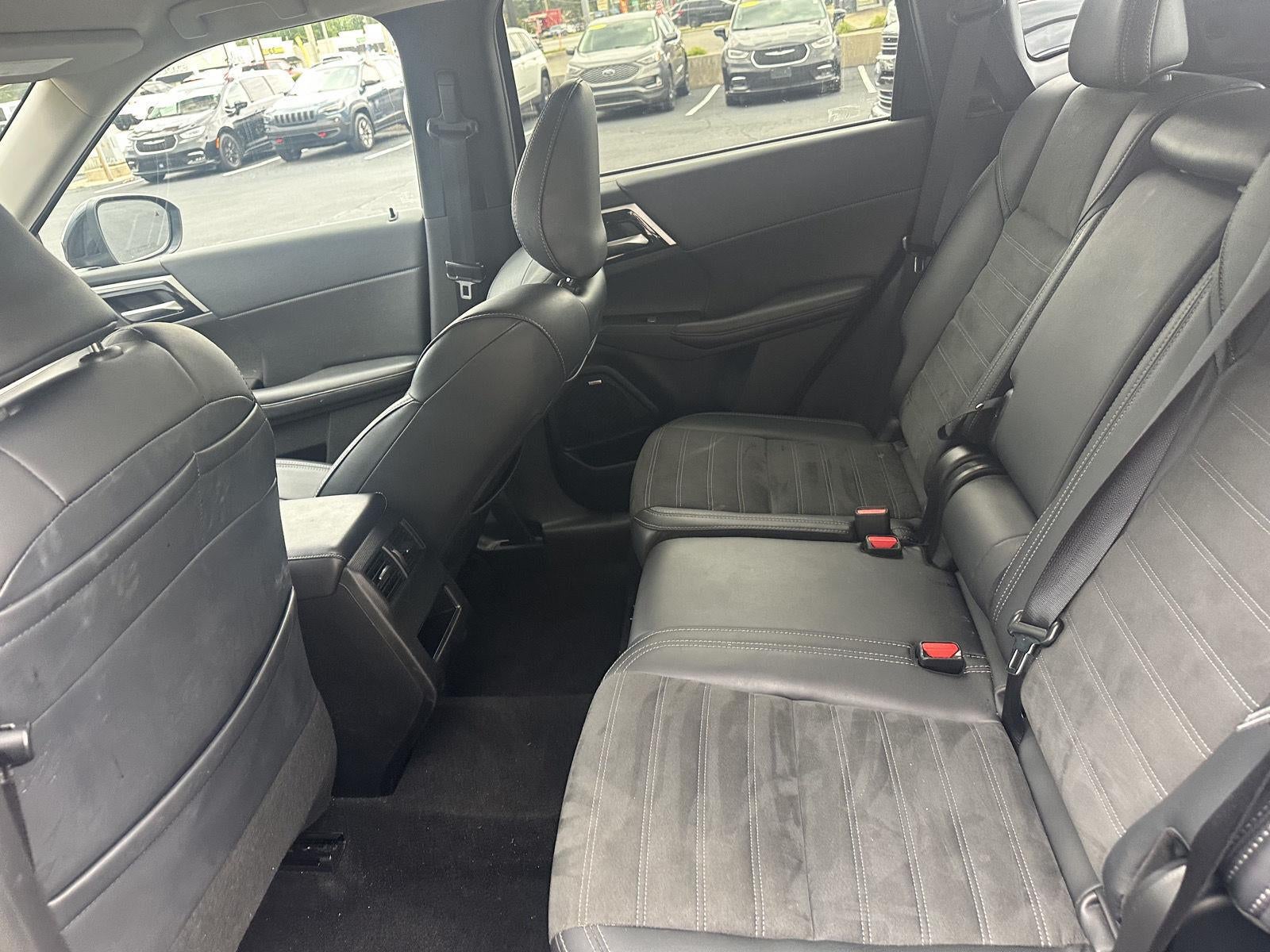 2025 Mitsubishi Outlander Trail Edition